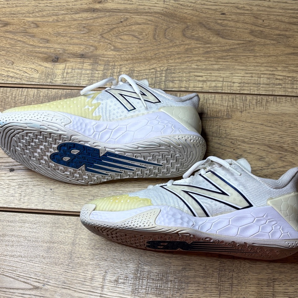 Women’s New Balance Fresh Foam Lav V2 Size 8.5 - Picture 5 of 8